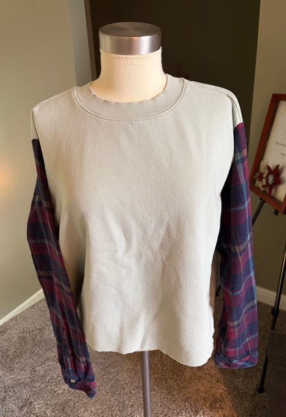 Sweatshirt