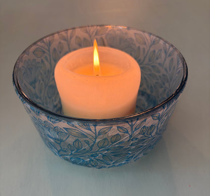 Glass bowl