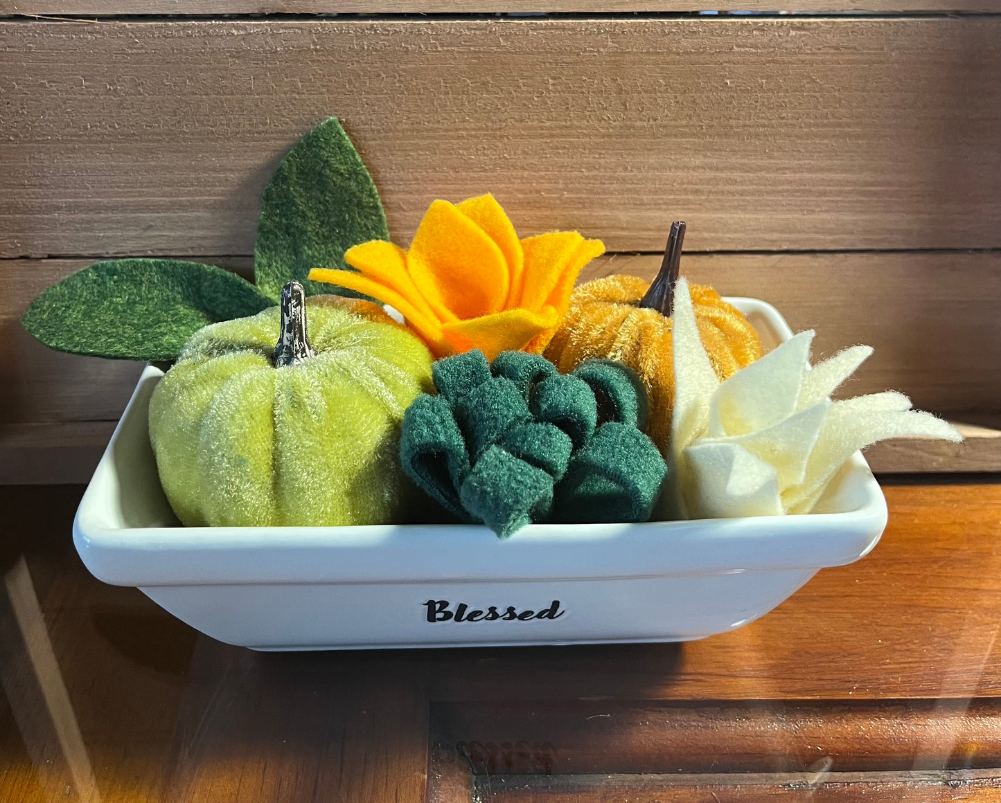 Dish with felt flowers-Seasonal