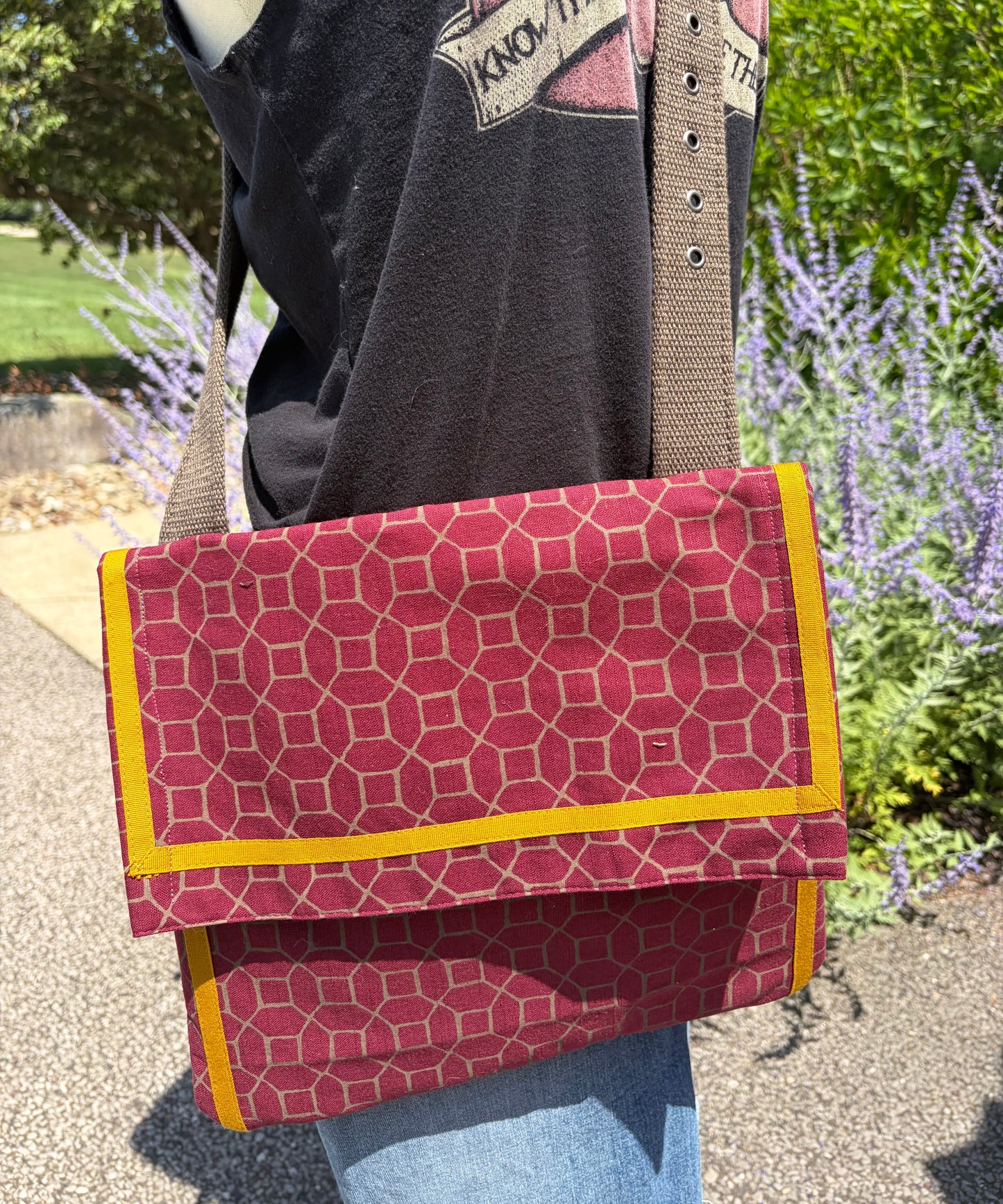 Handbag
