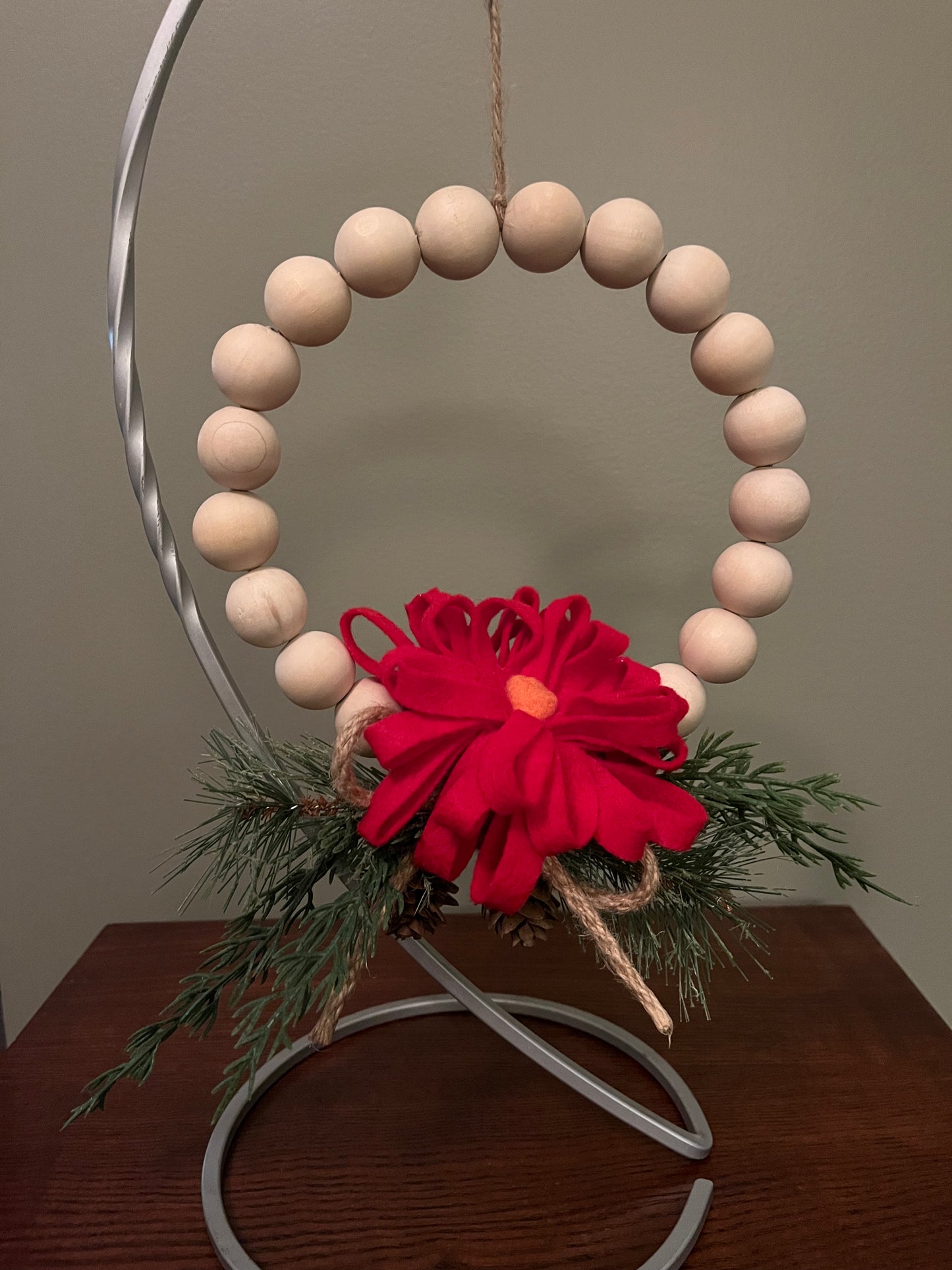 Wreath-Beaded or Jute